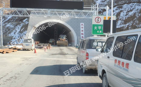 隧道消防管道電伴熱安裝現(xiàn)場